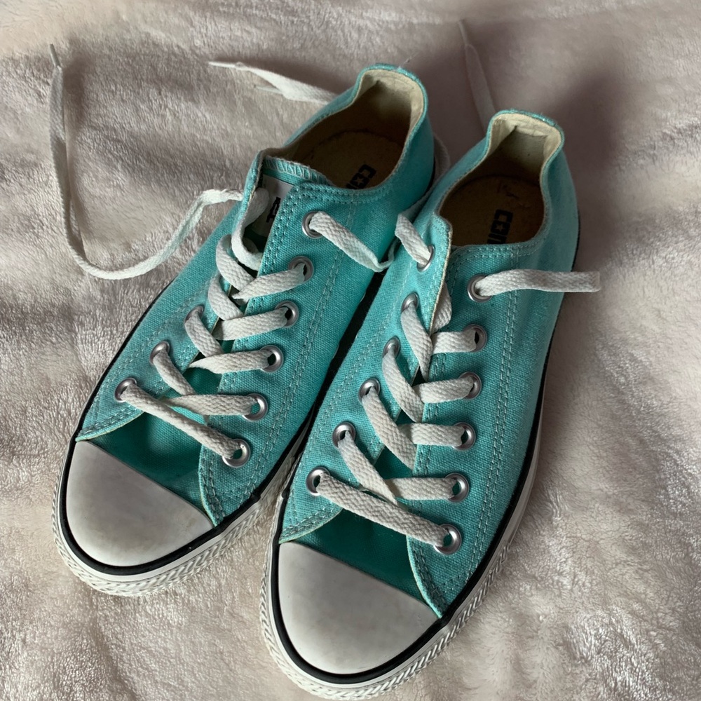 RARE Tiffany Blue Converse